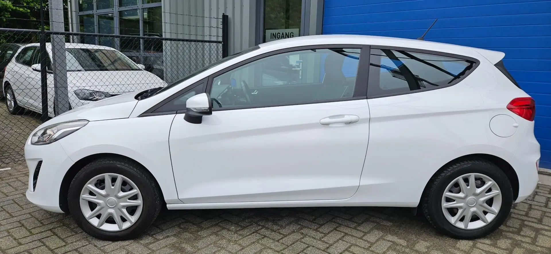 Ford Fiesta 1.1 Trend 85PK Airco Lane assist Carplay® PDC Stoe Blanc - 2