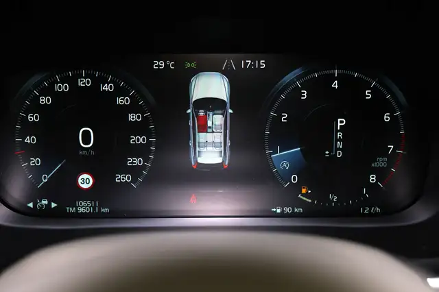 Volvo XC60 view 16