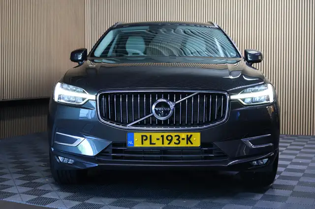 Volvo XC60 view 9