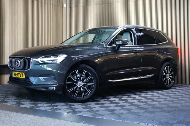 Volvo XC60 view 10