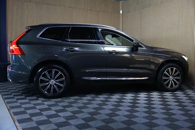 Volvo XC60 view 7