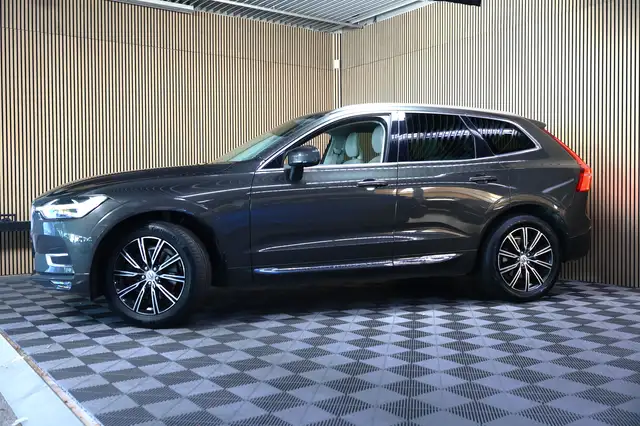Volvo XC60 view 11