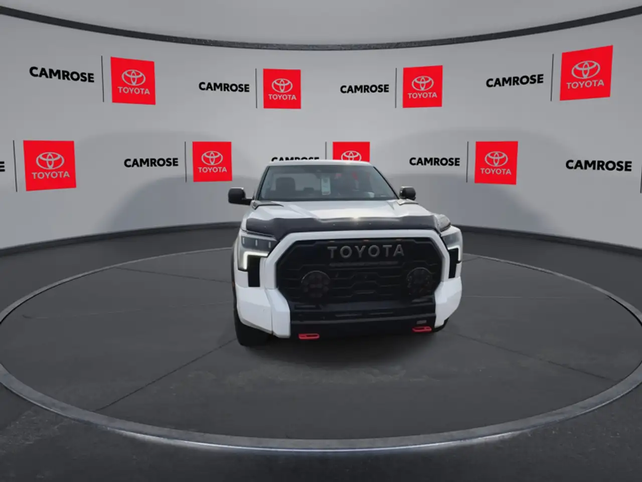 Toyota Tundra снимка Toyota Tundra