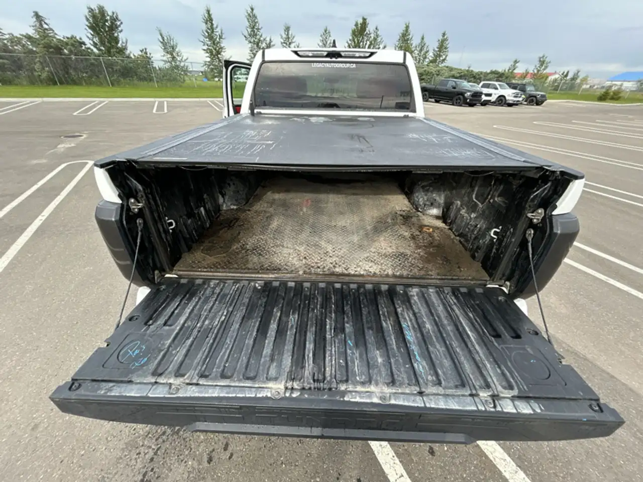 Toyota Tundra снимка Toyota Tundra