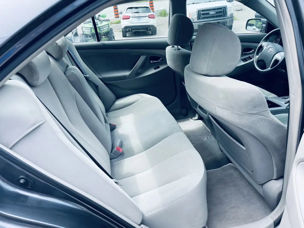 Toyota Camry снимка Toyota Camry