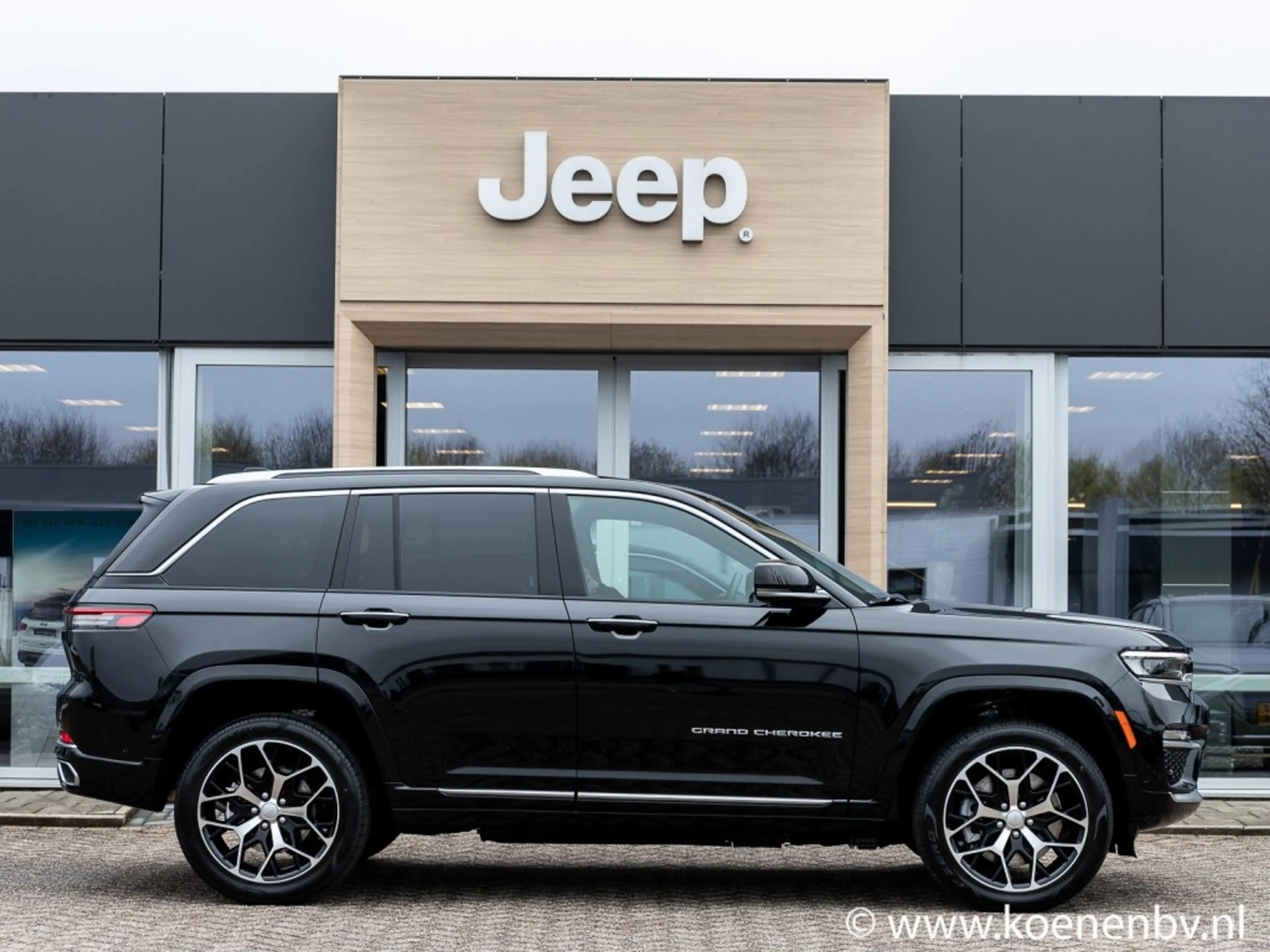 Jeep Grand Cherokee 2.0 4xe Summit Reserve 4x4 Auto. LUCHTVERING / LEE — photo 7
