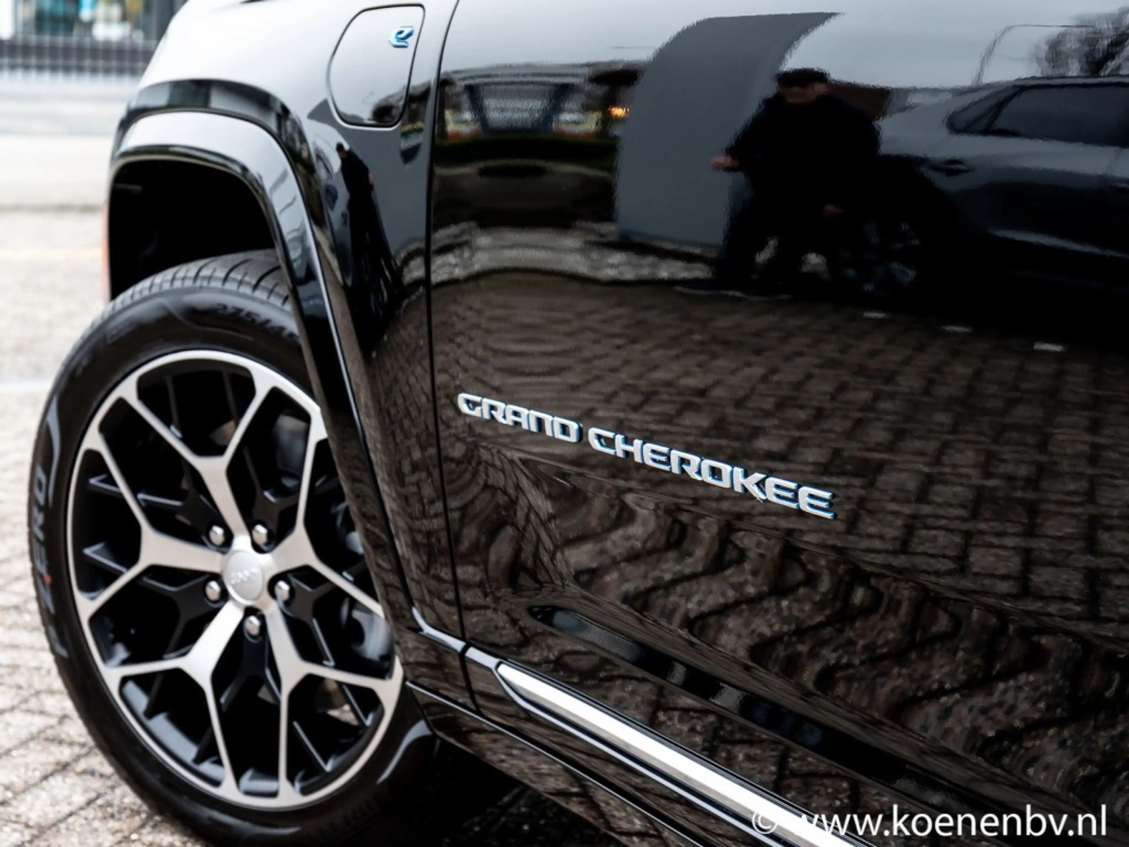 Jeep Grand Cherokee 2.0 4xe Summit Reserve 4x4 Auto. LUCHTVERING / LEE — photo 11