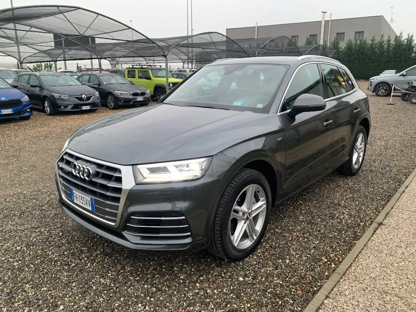 Audi Q5 2.0 TDI 190 CV quattro S tronic S-LINE Grigio - 1
