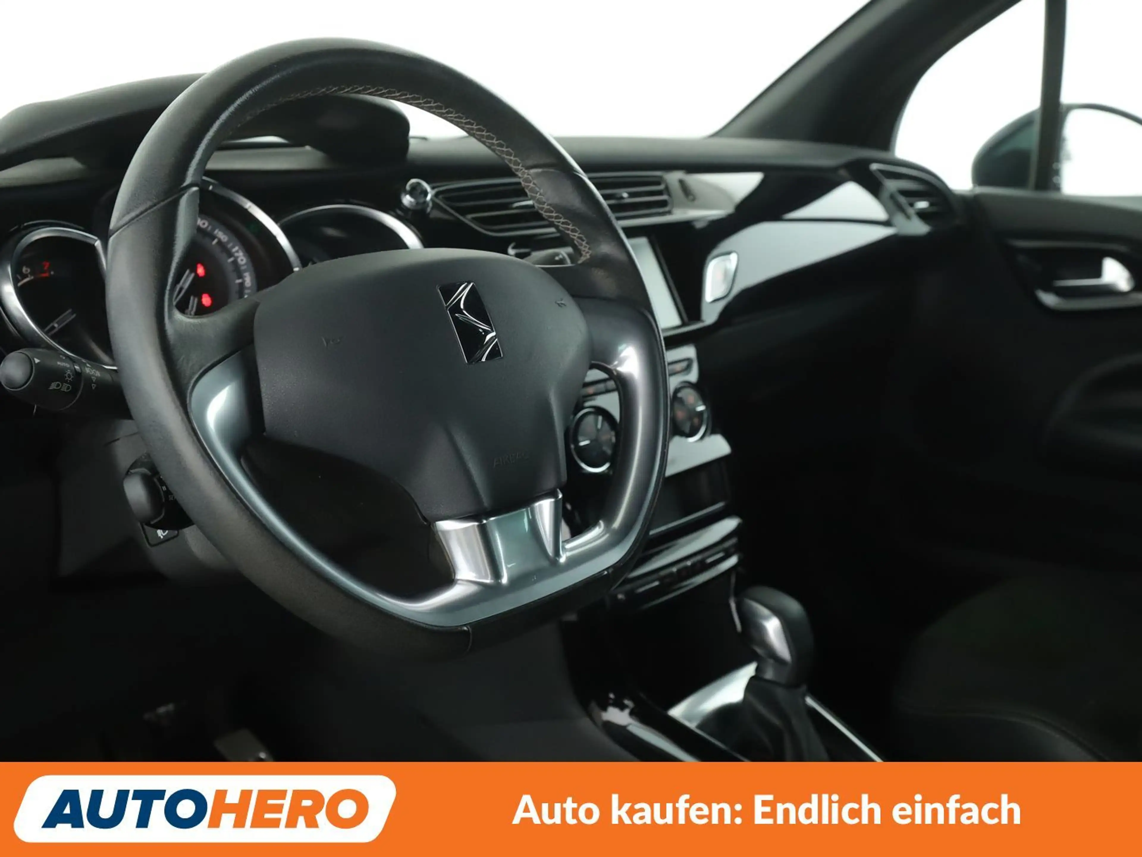 DS Automobiles DS 3 1.2 PureTech SportChic*NAVI*TEMPO*CAM*PDC*KLIMA* — photo 11