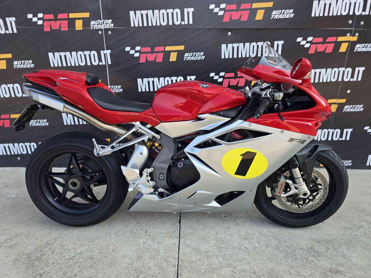 MV Agusta F4 1000 Video 360