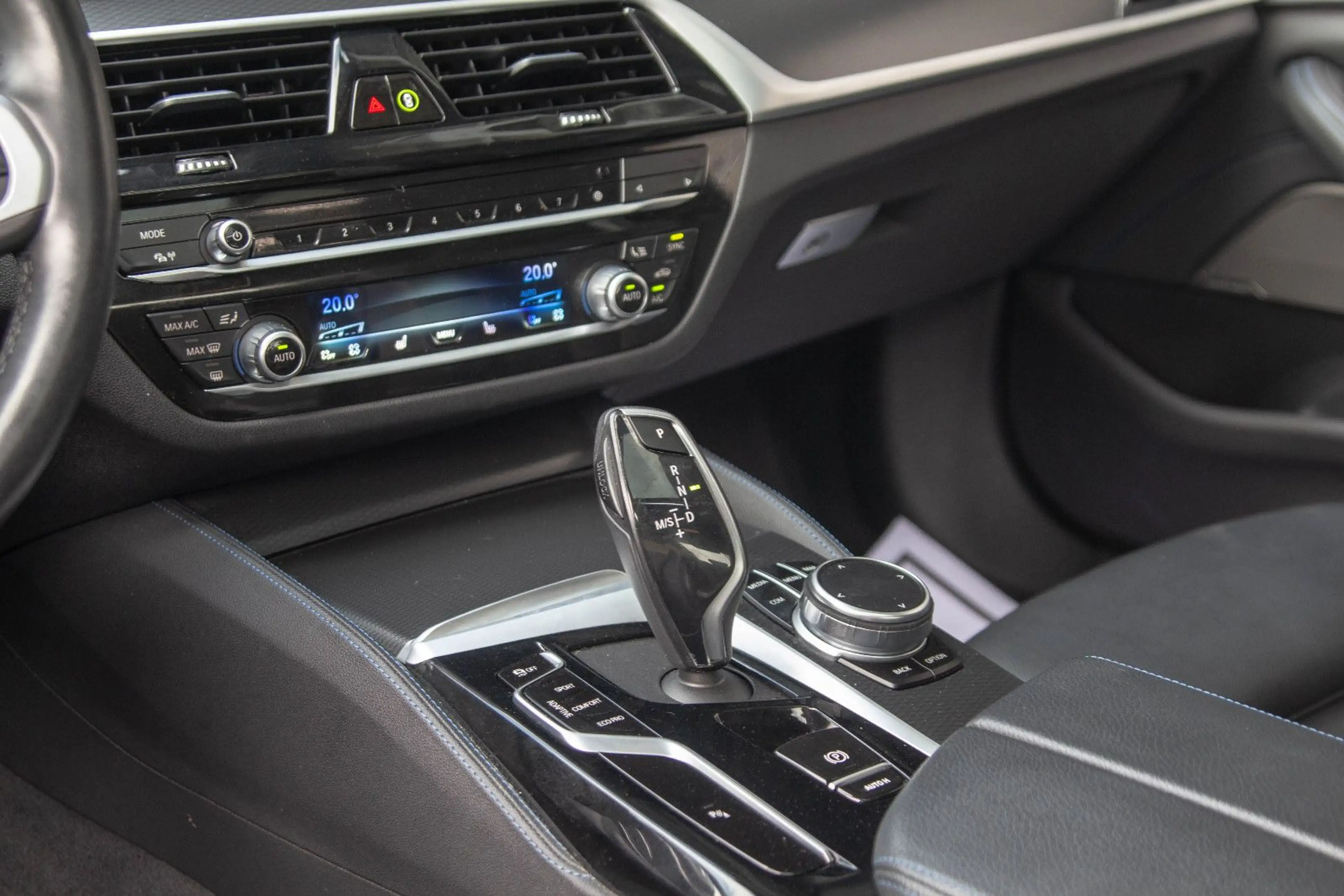 BMW 540 d xDrive Limo. *M Sport Pro*HUD*LASER*HA-Lenk — photo 5