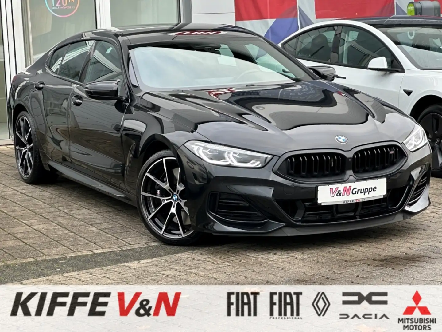 BMW M850 xDrive GranCoupe CRYSTAL SOFT M-PERFORMANCE Noir - 1