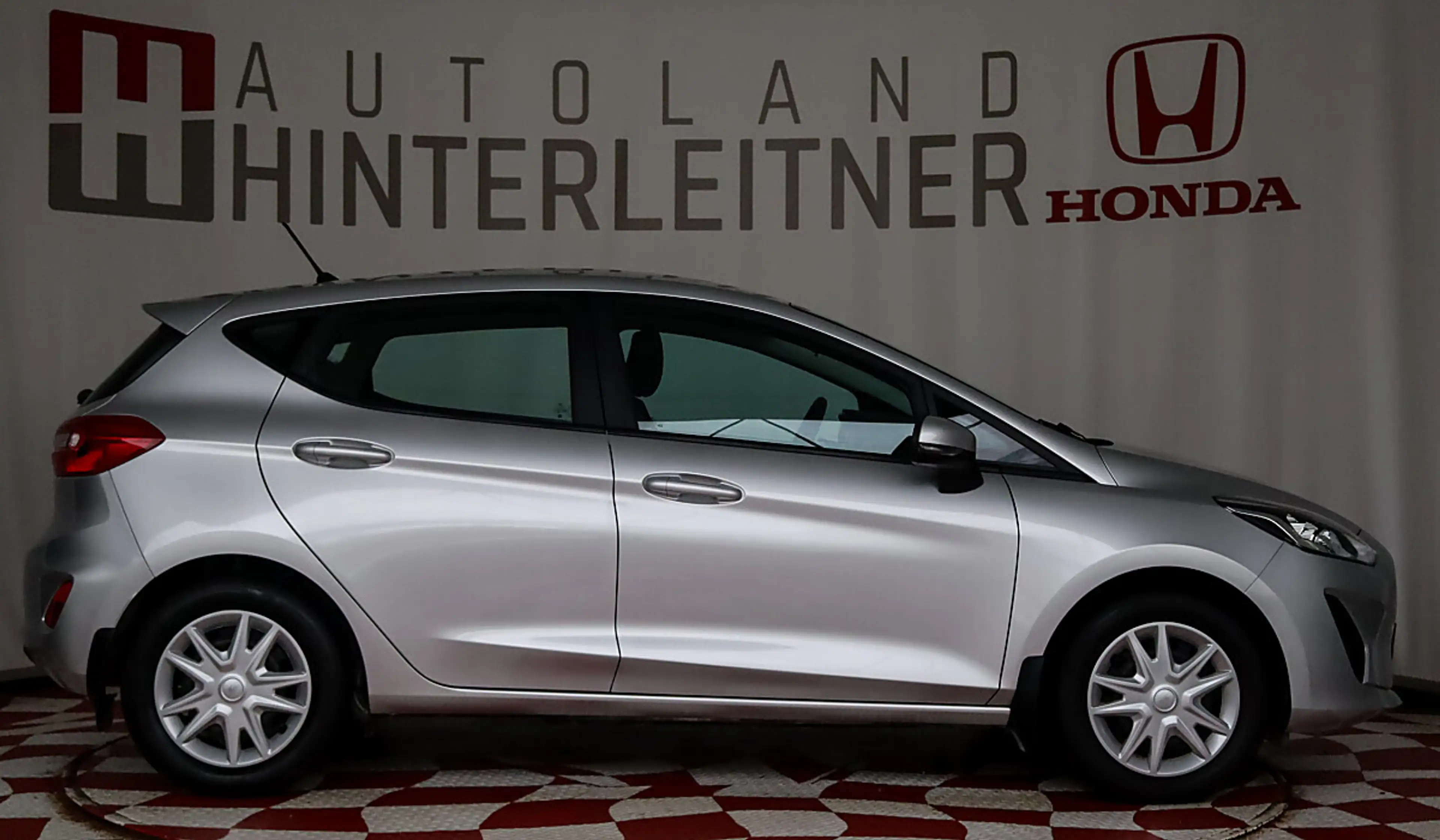 Ford Fiesta 1,5 TDCi 1.000 KM REICHWEITE — photo 8