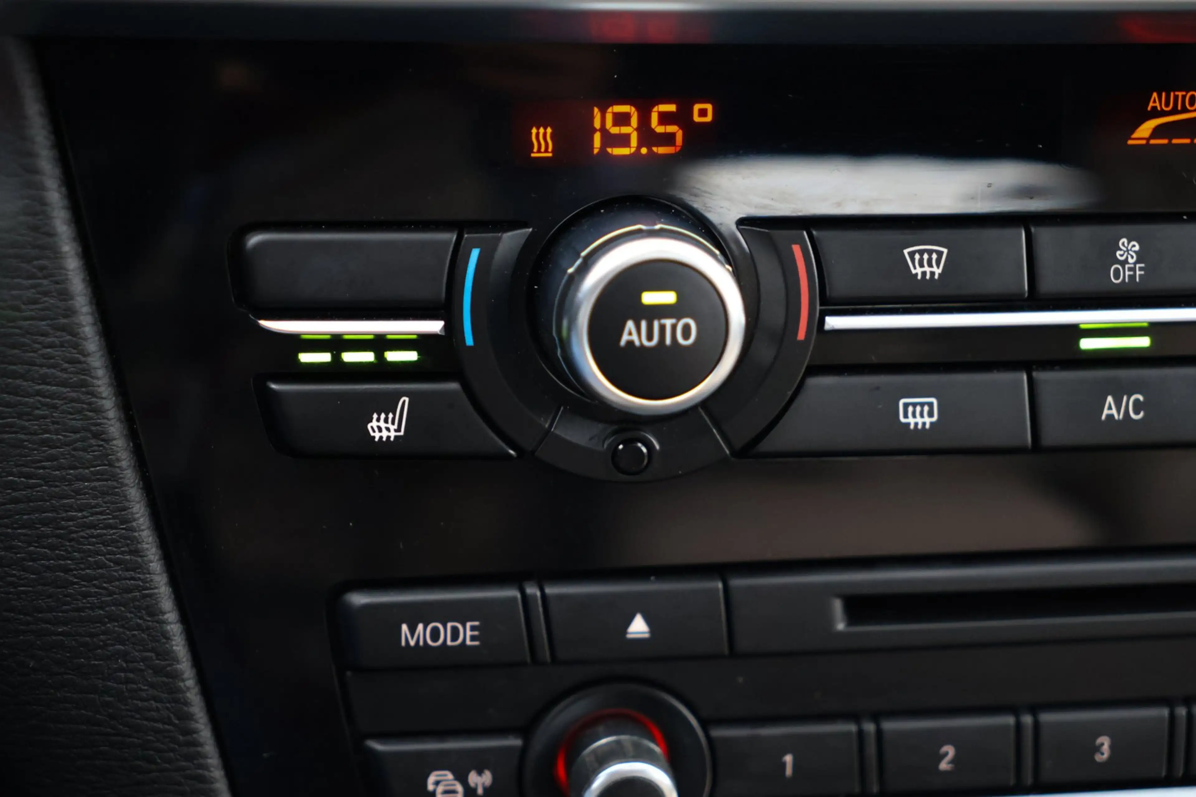BMW X4 XDrive20i High Executive * TREKHAAK * HUD * M-PAKK — photo 31