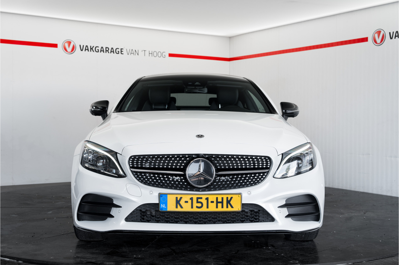 Mercedes-Benz C 300 Coupé Sport Edition Panoramadak Trekhaak — photo 3