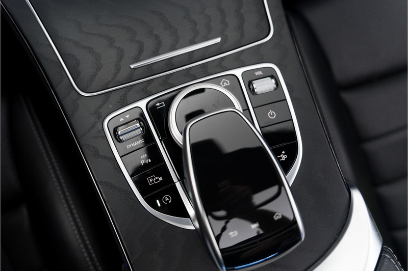 Mercedes-Benz C 300 Coupé Sport Edition Panoramadak Trekhaak — photo 16