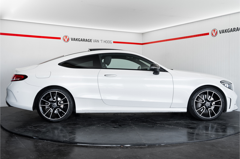 Mercedes-Benz C 300 Coupé Sport Edition Panoramadak Trekhaak — photo 7