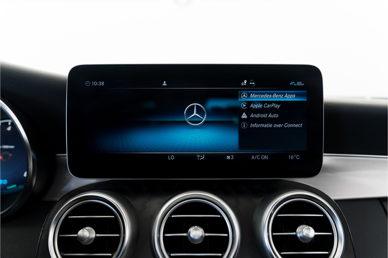 Mercedes-Benz C 300 Coupé Sport Edition Panoramadak Trekhaak — photo 22