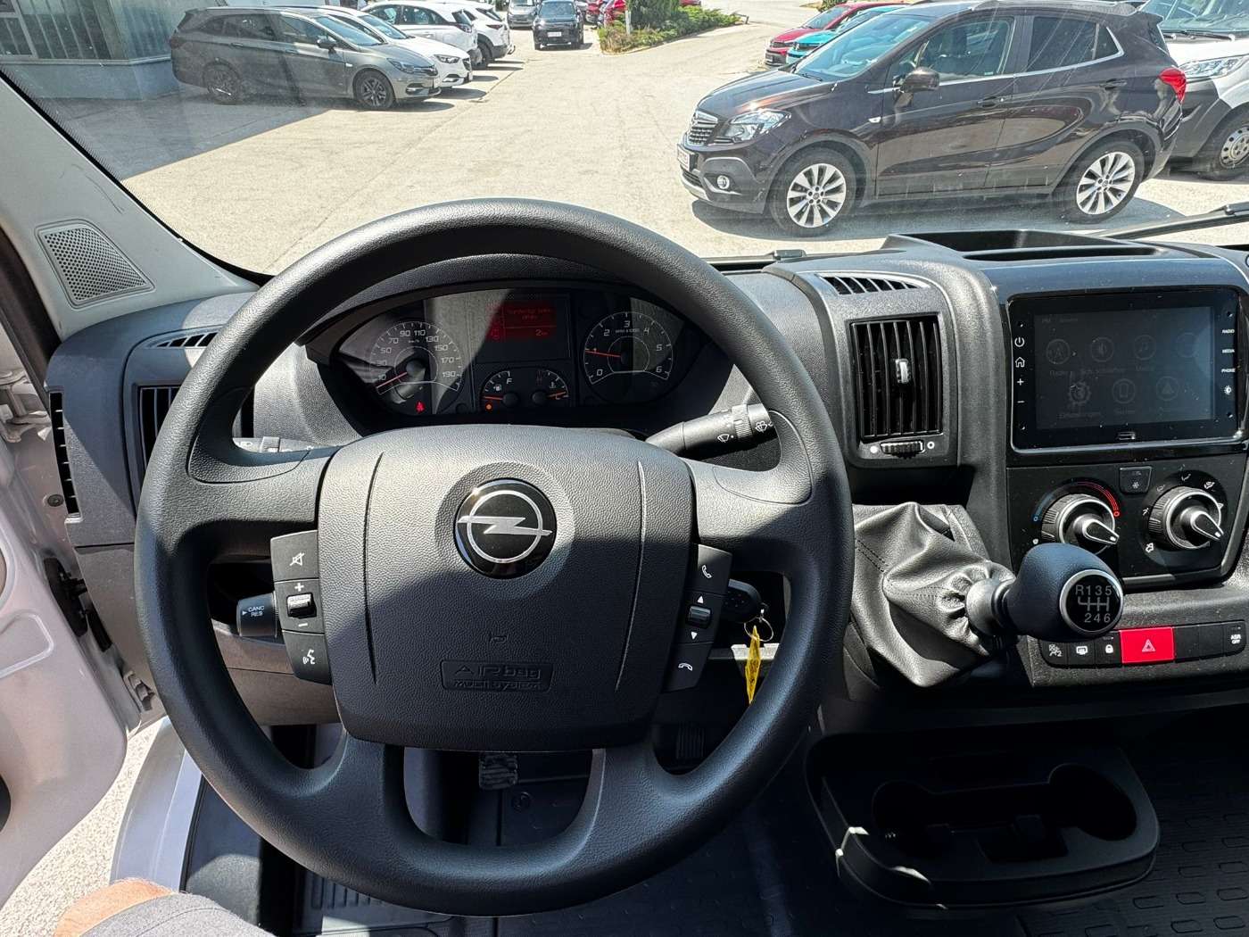 Opel Movano