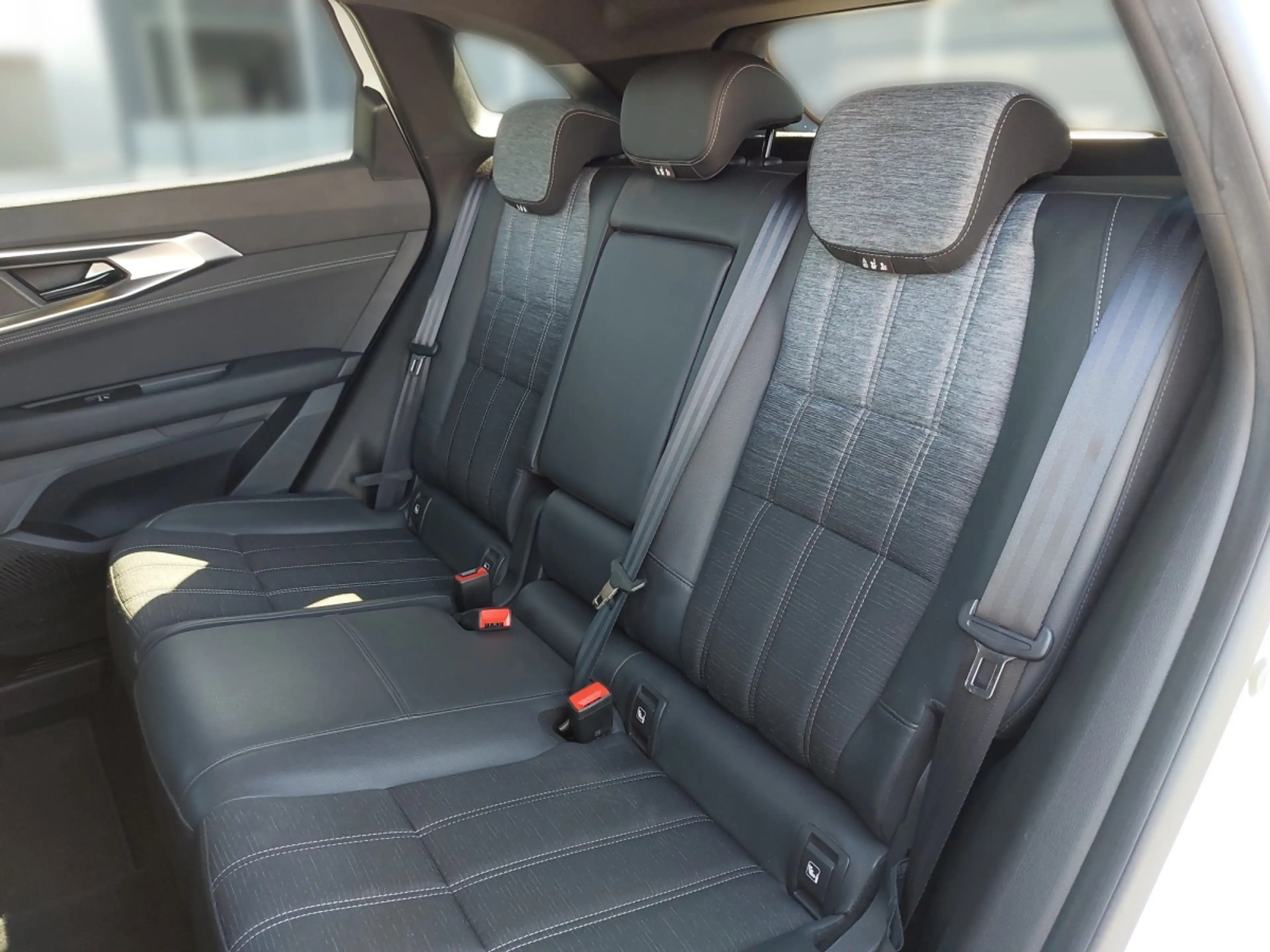 Renault Austral Techno E-Tech Full Hybrid 200 — photo 10