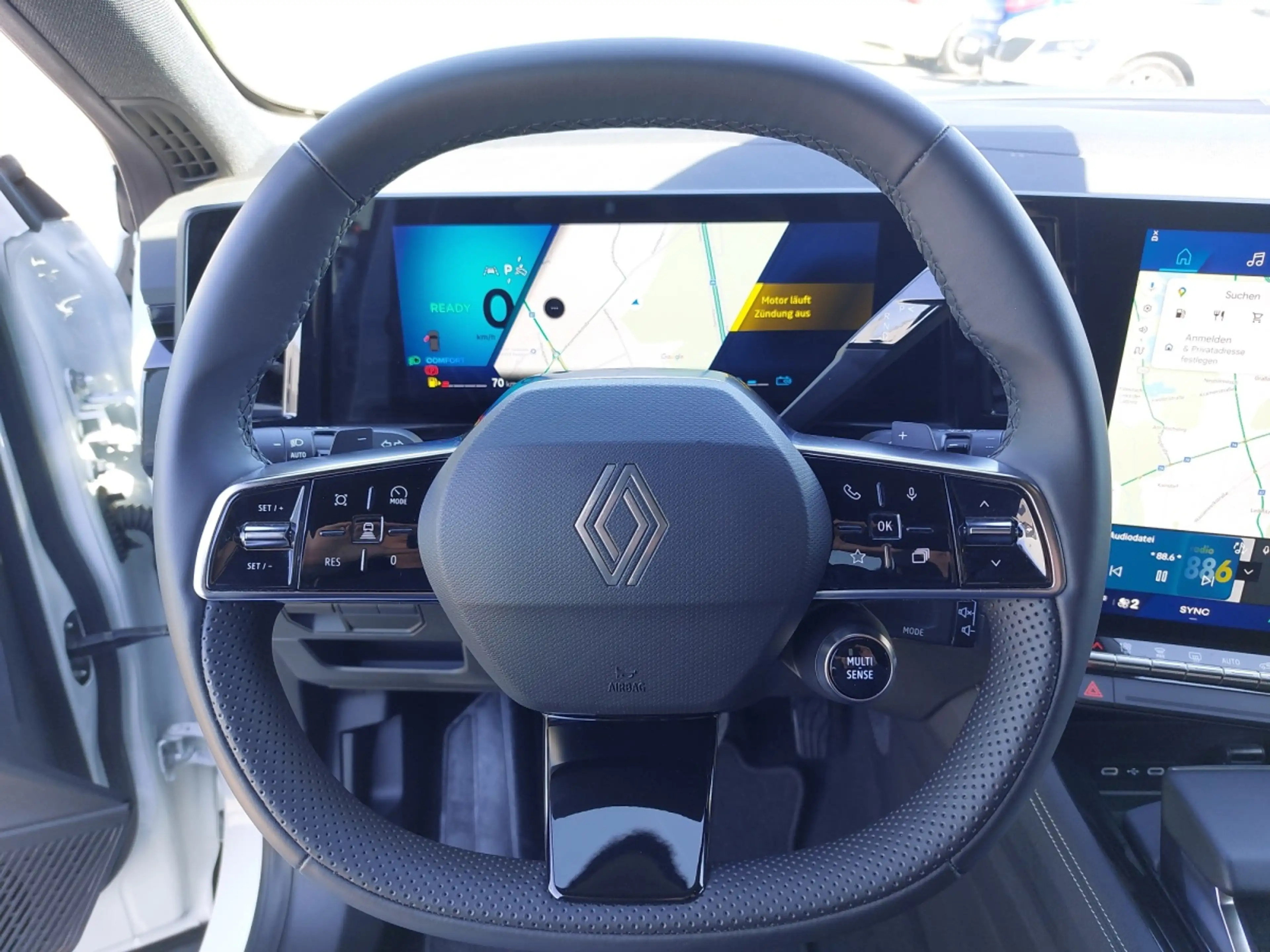 Renault Austral Techno E-Tech Full Hybrid 200 — photo 12