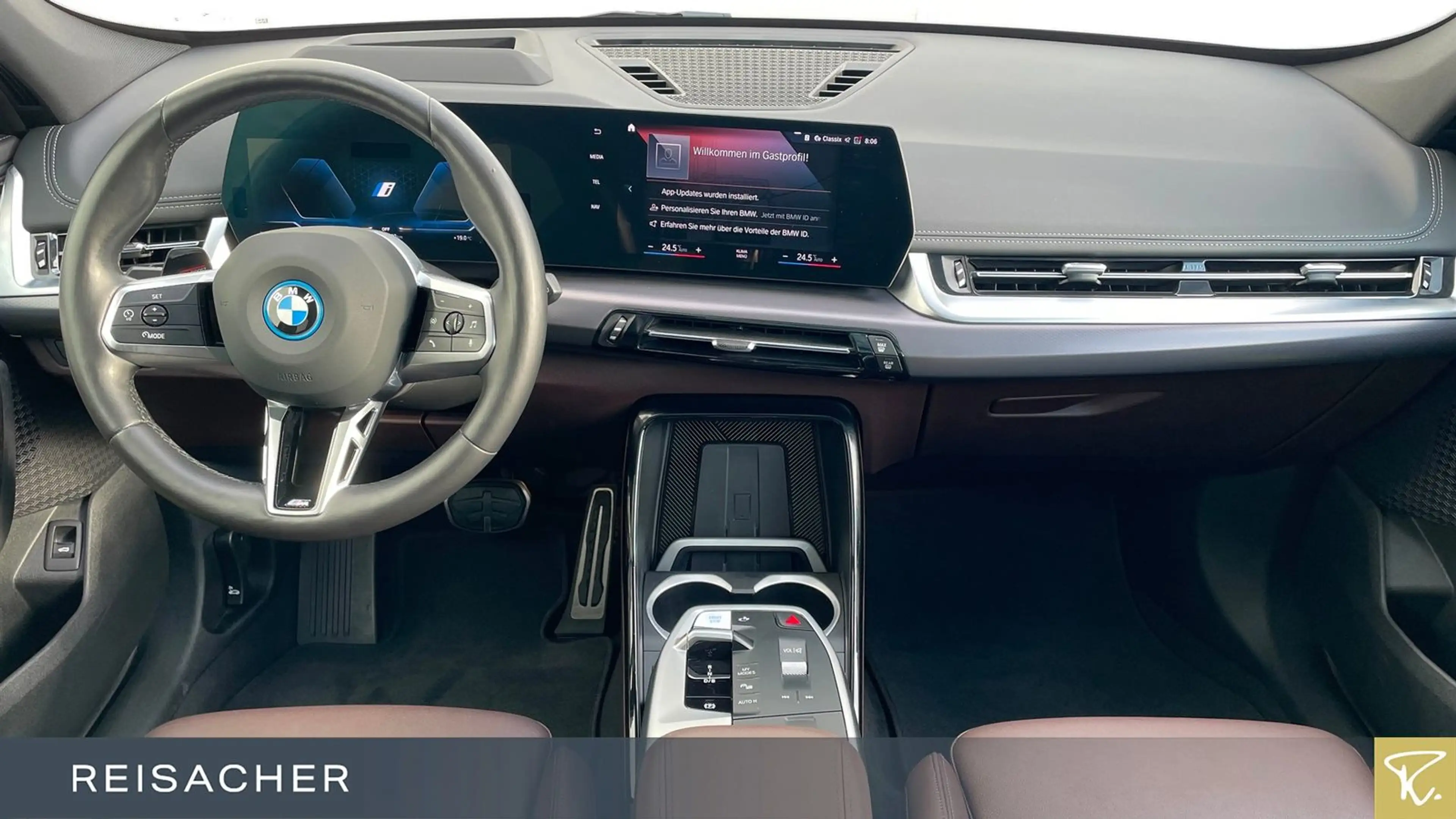 BMW iX1 IX1 A XDRIVE30 M-Sport,Pano,DAProf,HUD,PA+,20" — photo 6