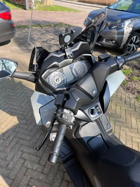 Honda Forza 125 - foto 3