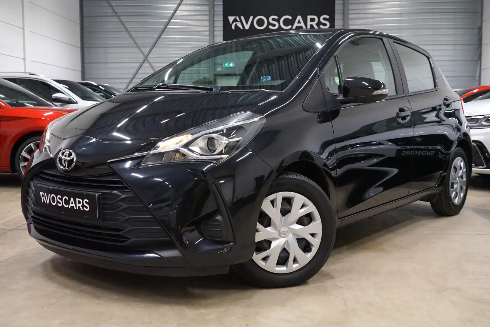 Toyota Yaris 1.0 VVT-i Energy * Navi - Camera - Clima - 100% De Noir - 1