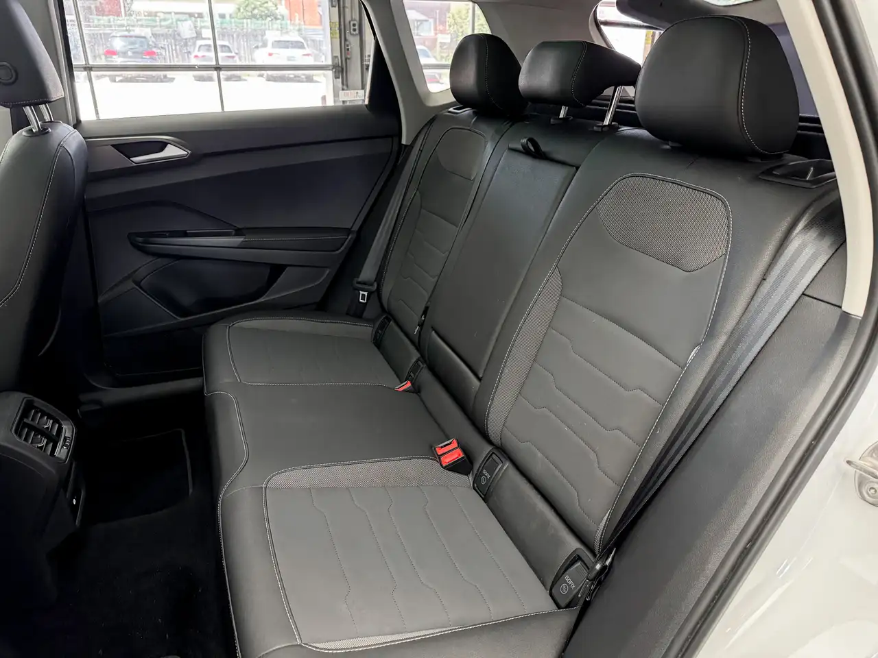 Volkswagen Taos снимка Volkswagen Taos