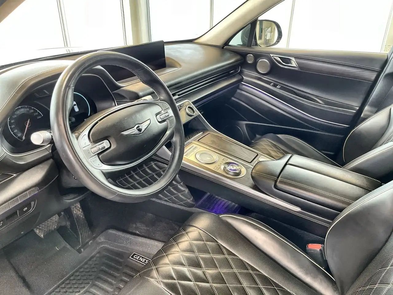 Genesis GV80 снимка Genesis GV80