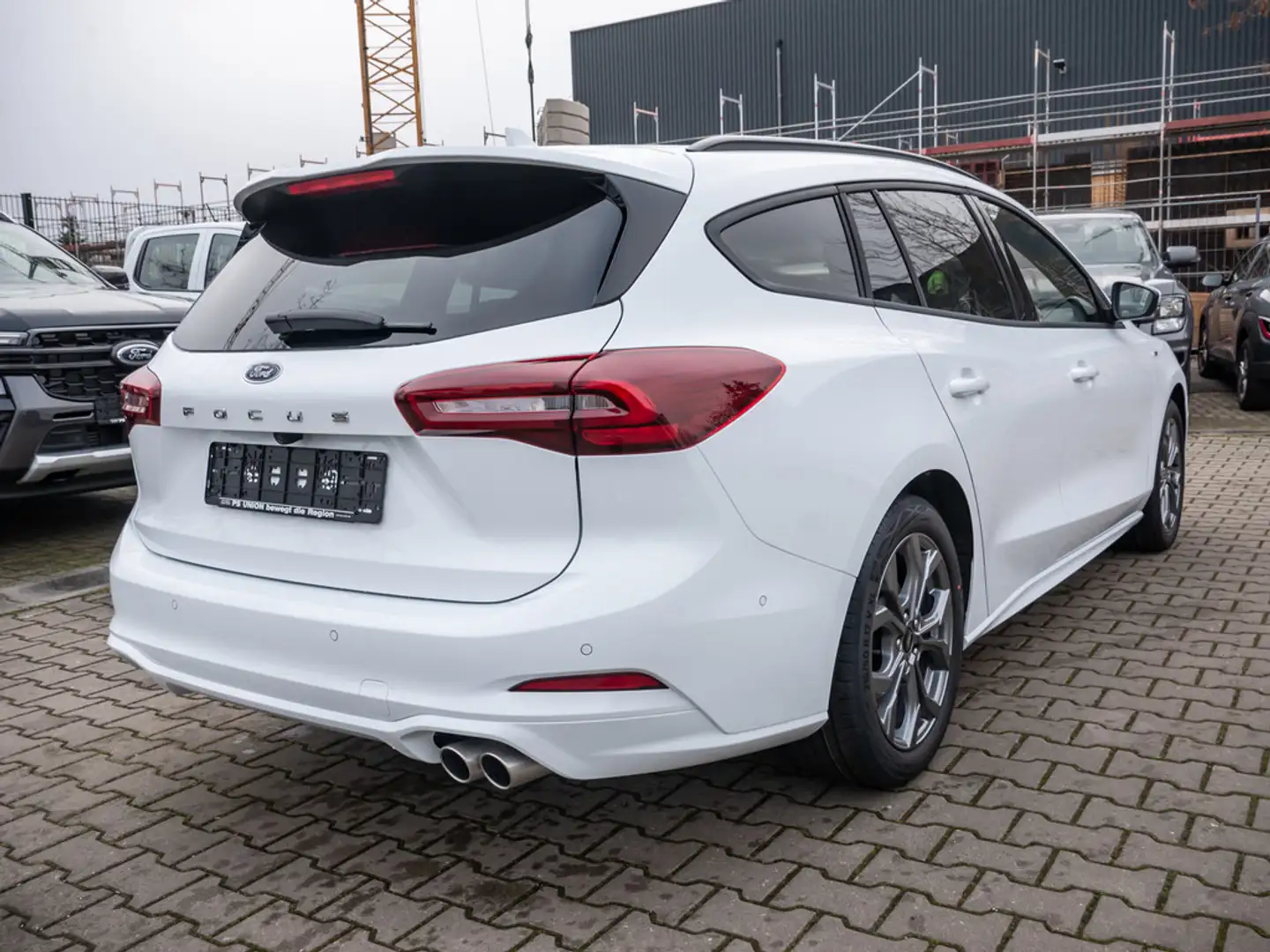 Ford Focus ST-LINE Turnier 1.0T MHEV LED*NAVI*FSH* Weiß - 2
