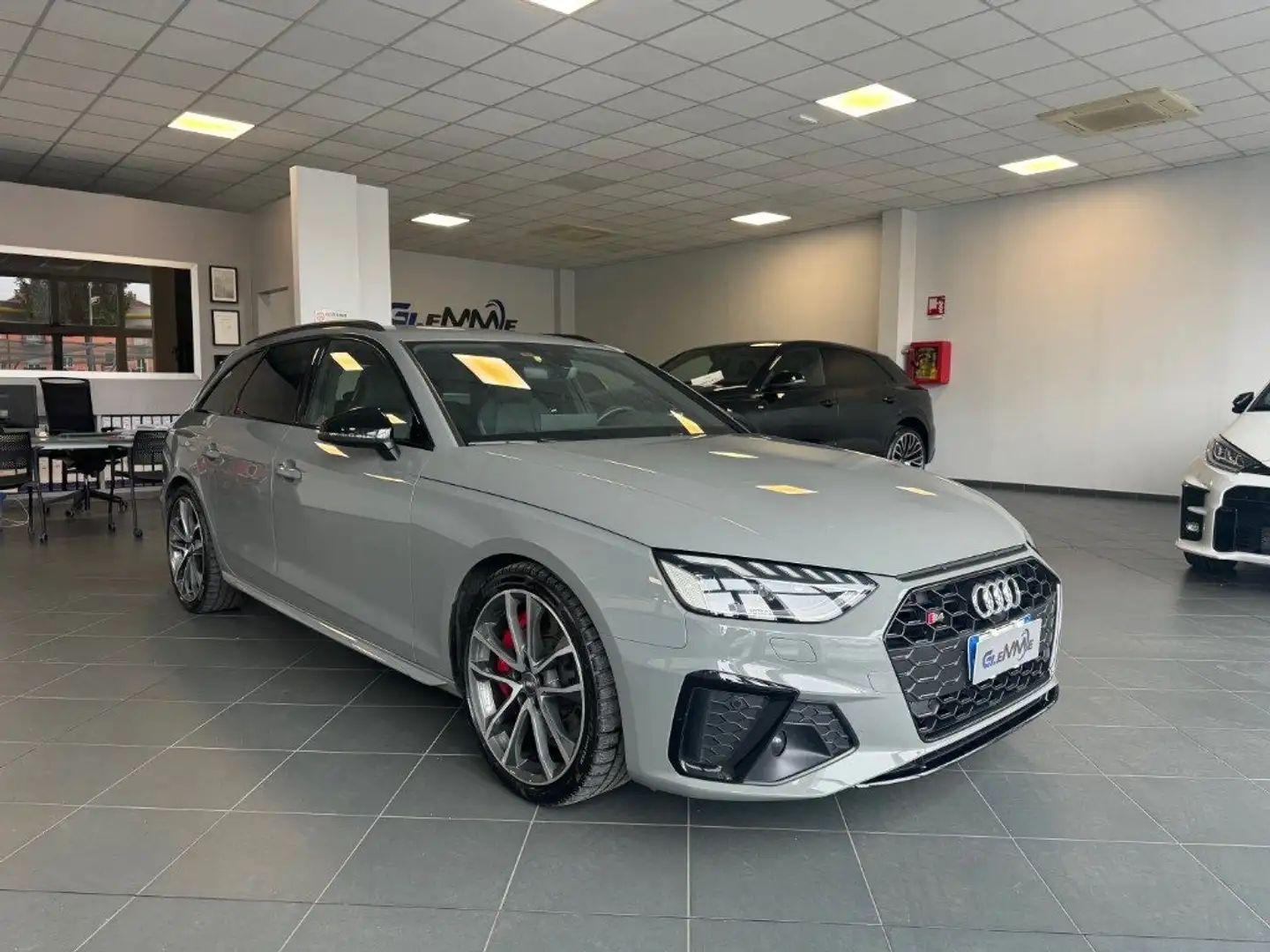 Audi S4 Avant TDI quattro tiptronic sport attitude Grigio - 2