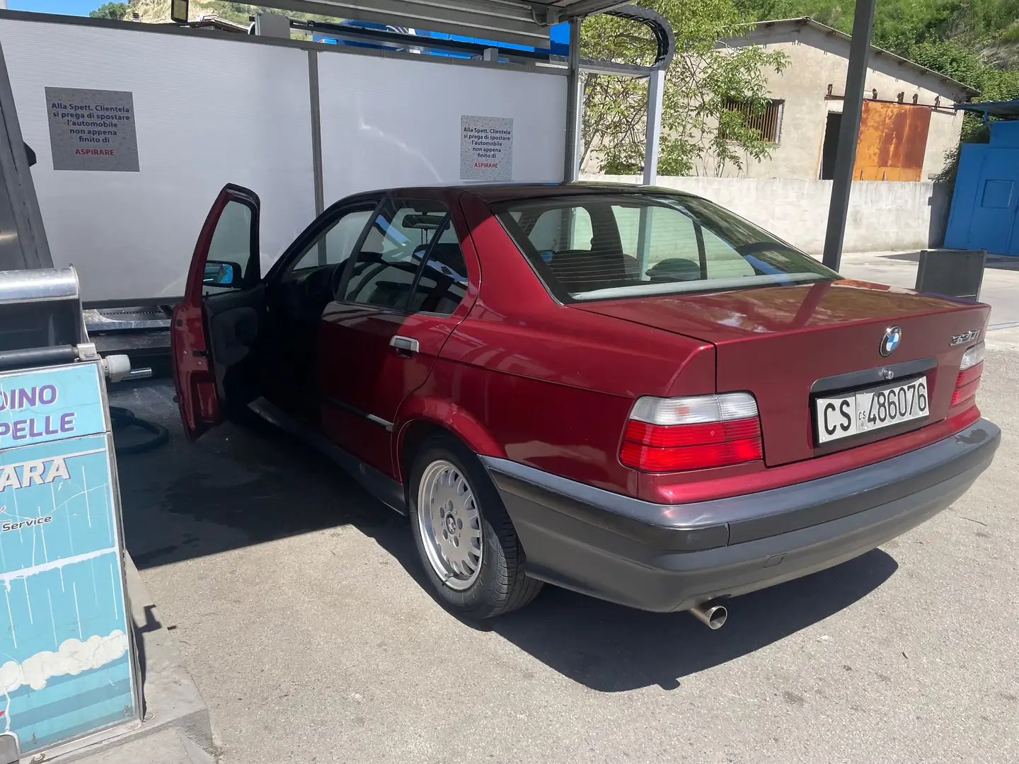 BMW 320 320i c/abs cat. Red - 2
