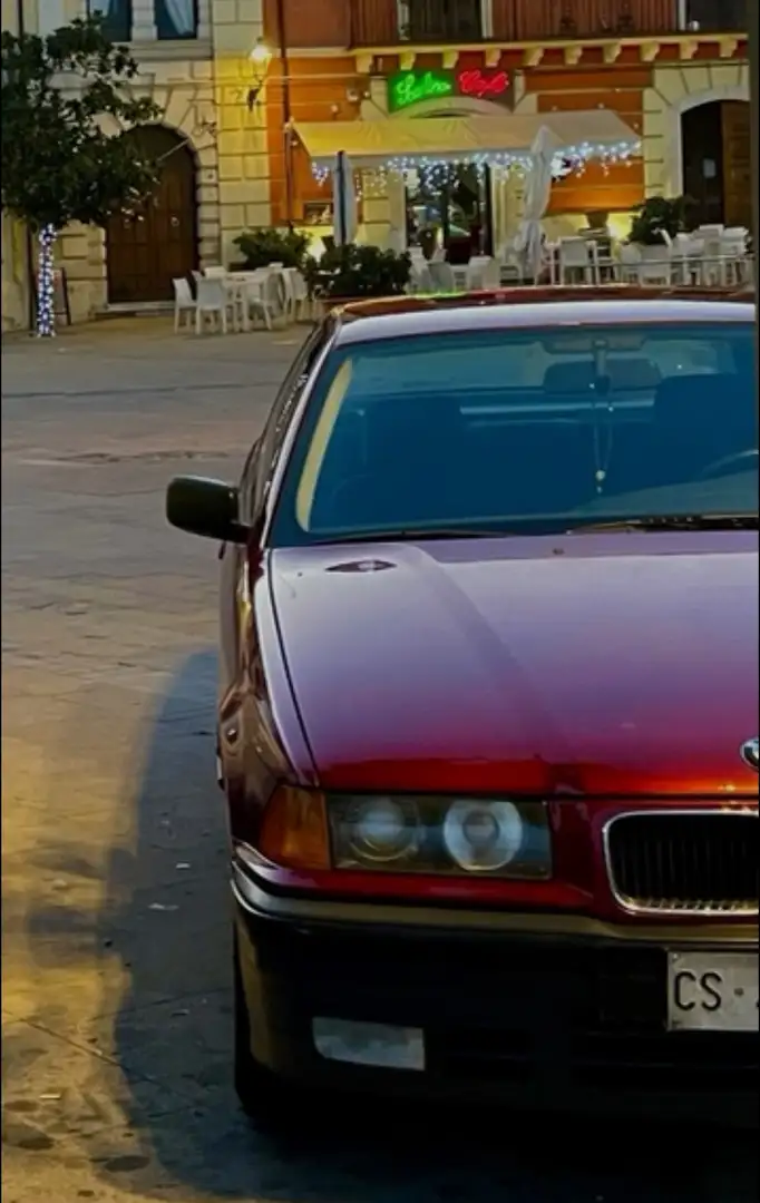 BMW 320 320i c/abs cat. Red - 1