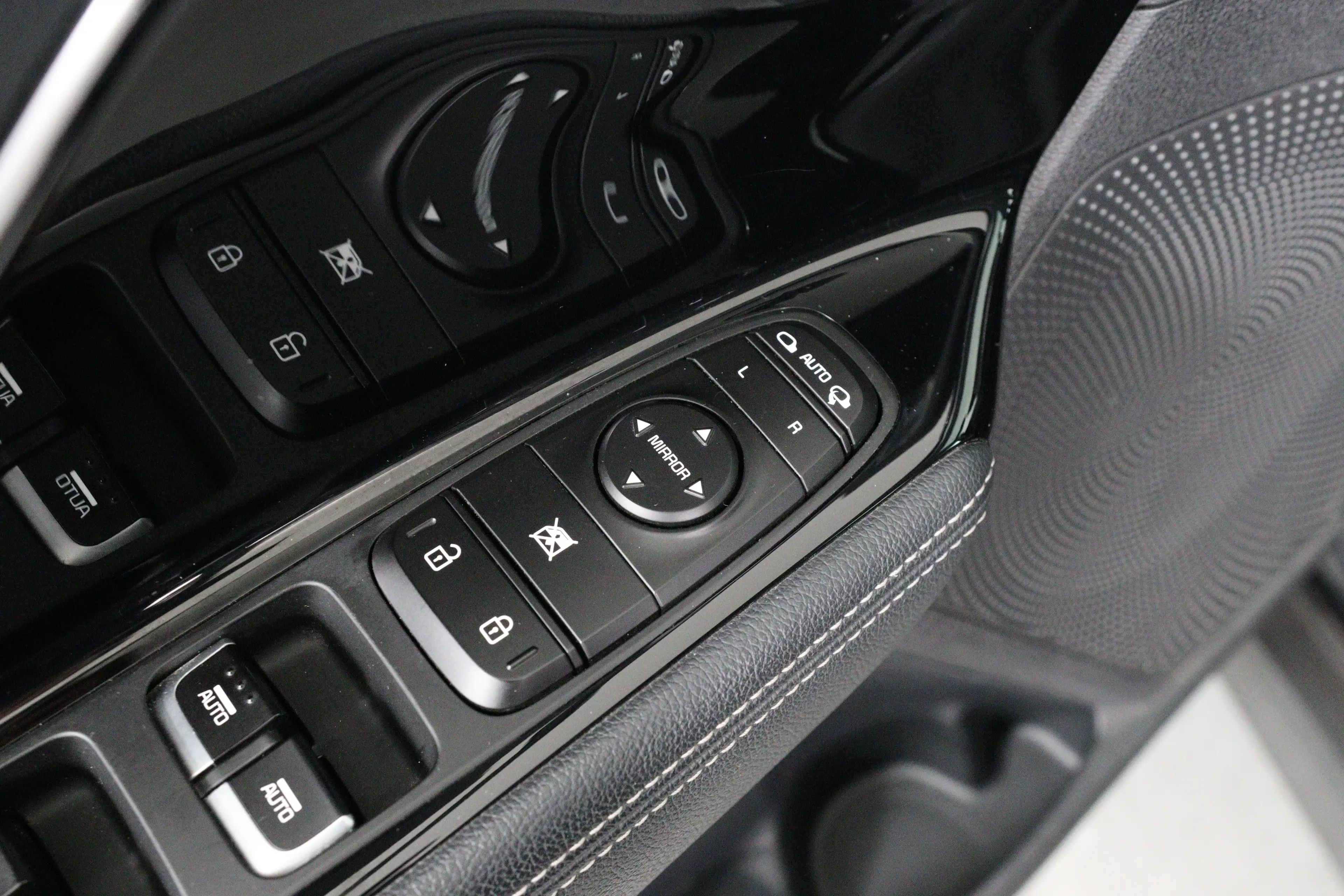 Kia e-Niro DynamicLine 64 kWh | Dealer Onderhouden! | Camera — photo 27