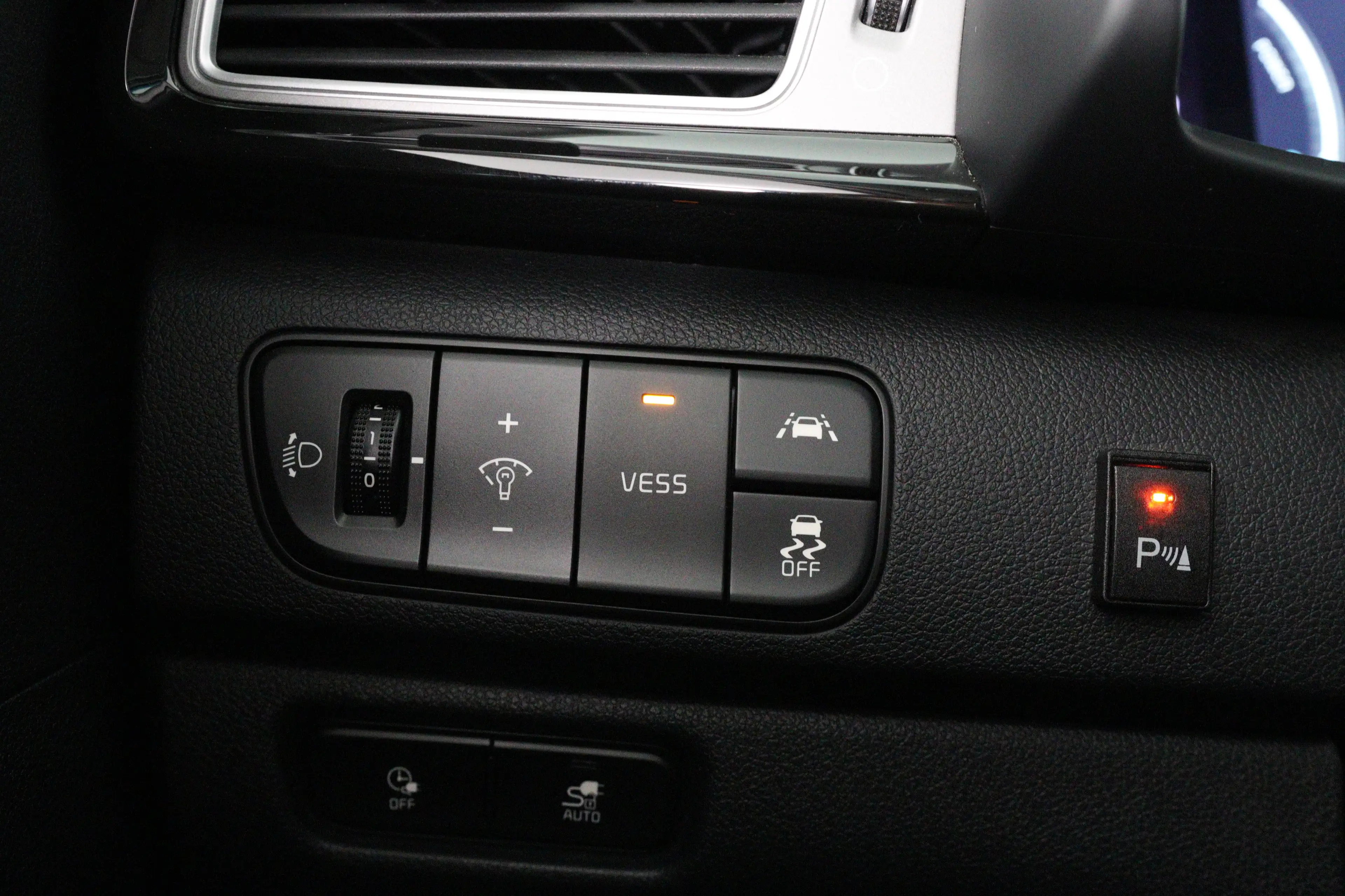 Kia e-Niro DynamicLine 64 kWh | Dealer Onderhouden! | Camera — photo 28