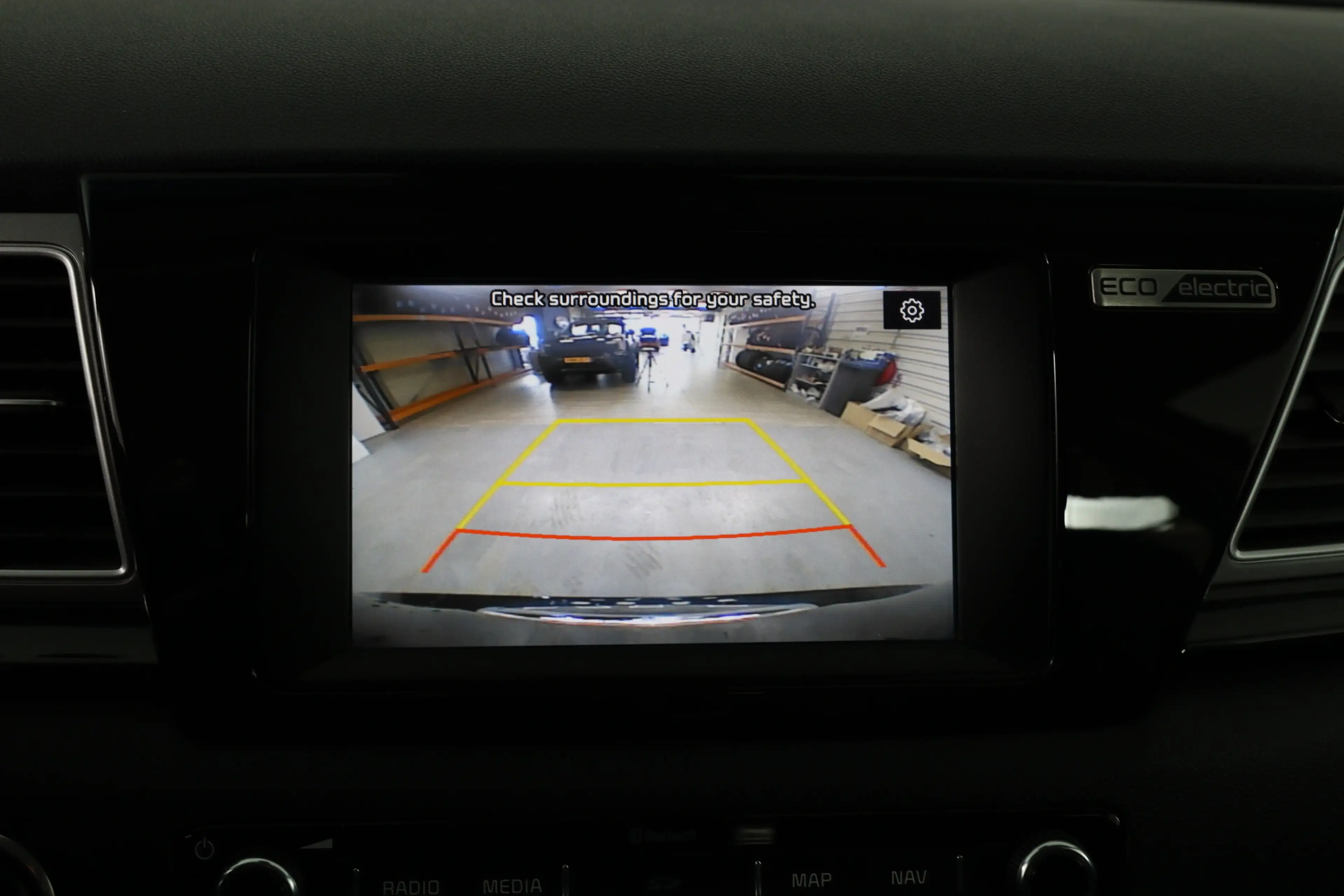 Kia e-Niro DynamicLine 64 kWh | Dealer Onderhouden! | Camera — photo 16