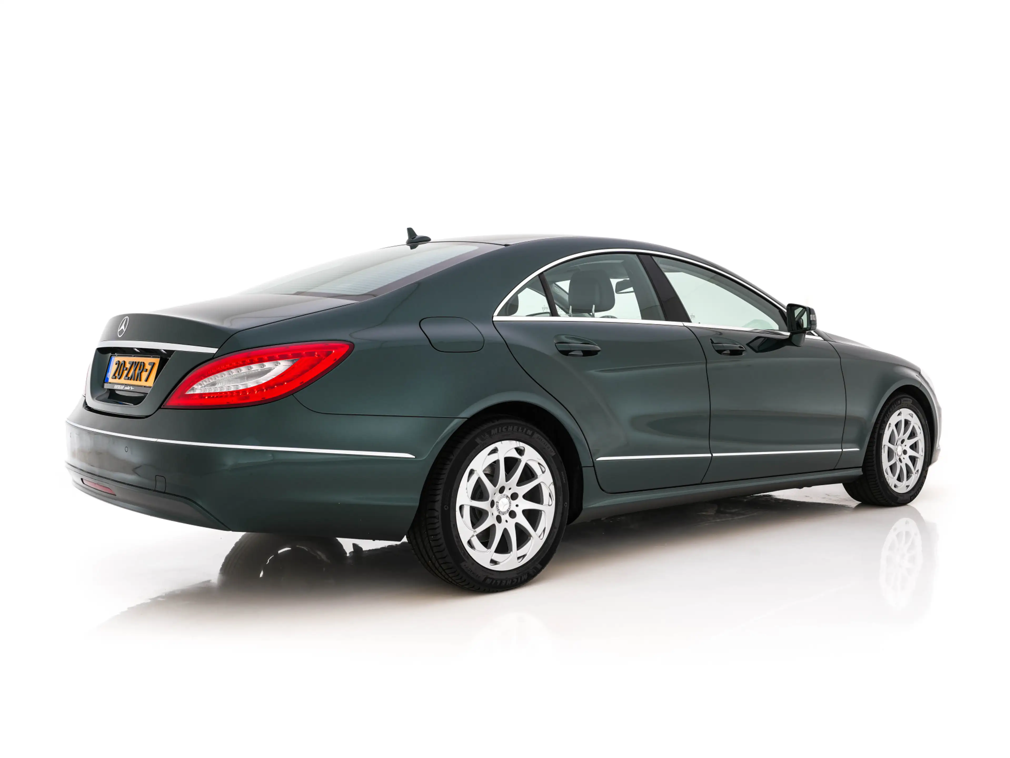Mercedes-Benz CLS 250 CDI Aut. *LEATHER | XENON | NAVI-FULLMAP | COMFORT — photo 6