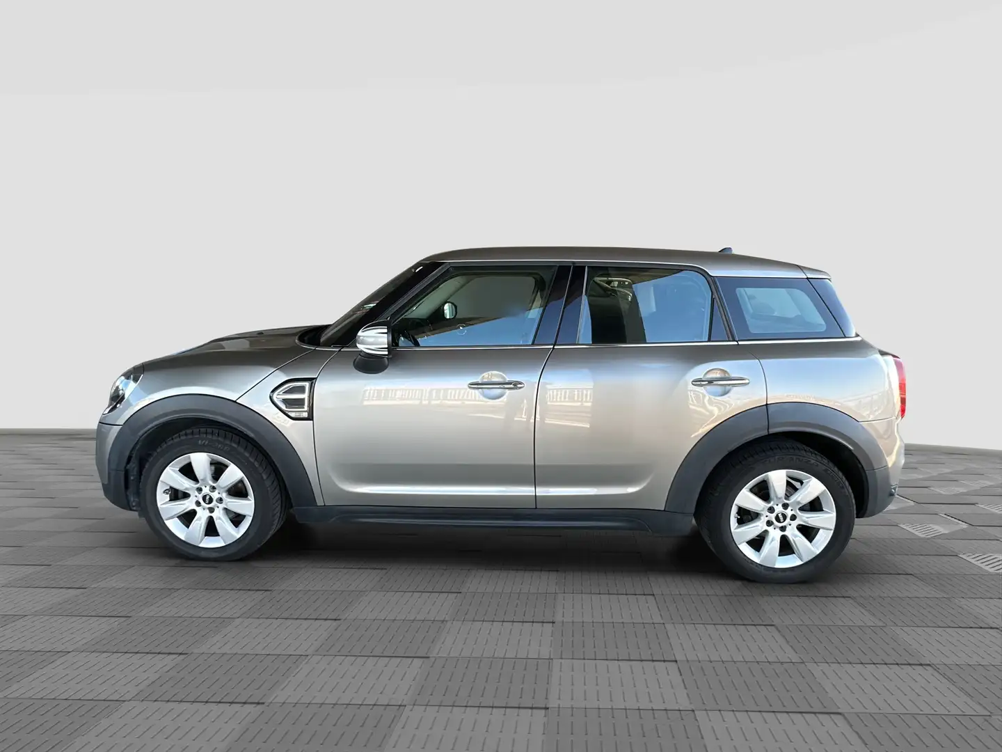 MINI One D Countryman 1.5 One D Countryman Zilver - 2