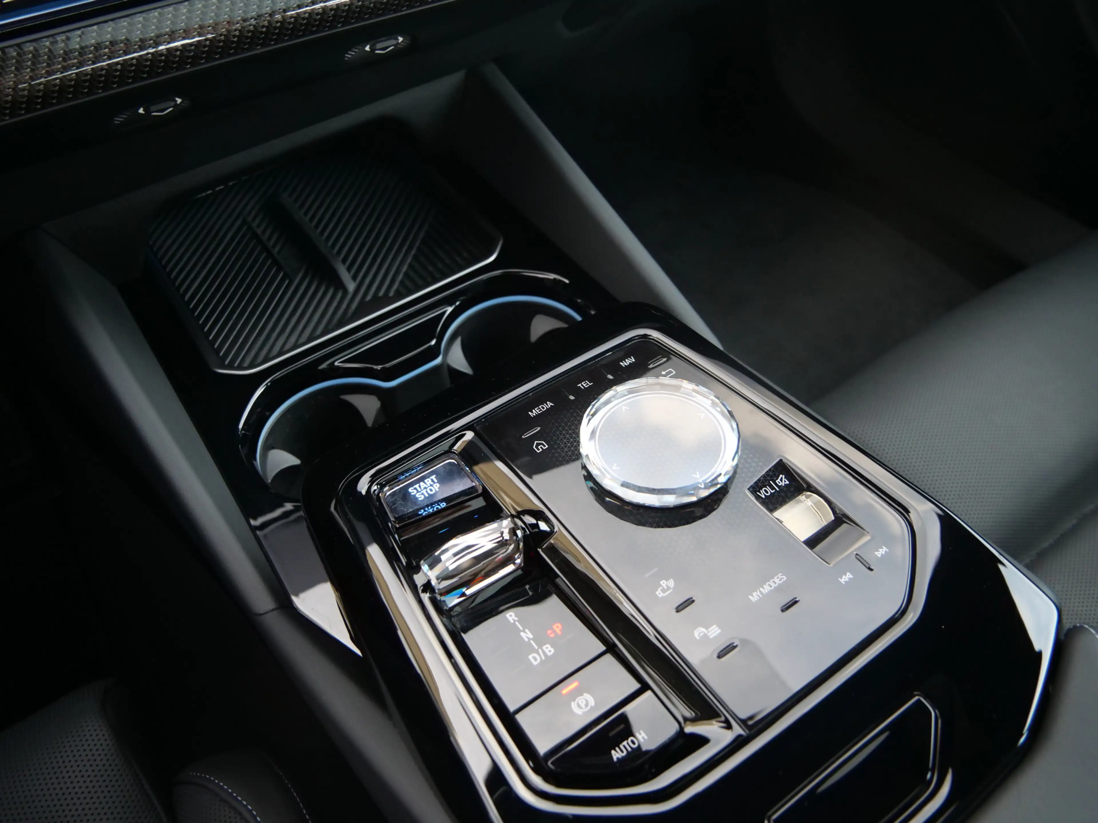 BMW i5 M60 xDrive 84 kWh 601 Pk Automaat M-sport pro / Na — photo 20