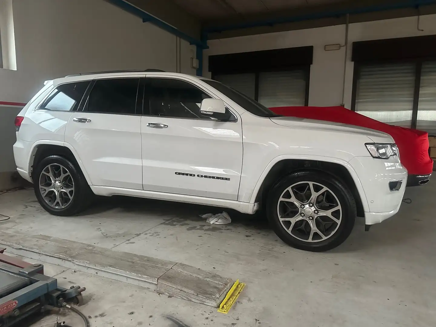 Jeep Grand Cherokee Grand Cherokee  3.0 V6 Overland ,probl. motore Blanc - 1