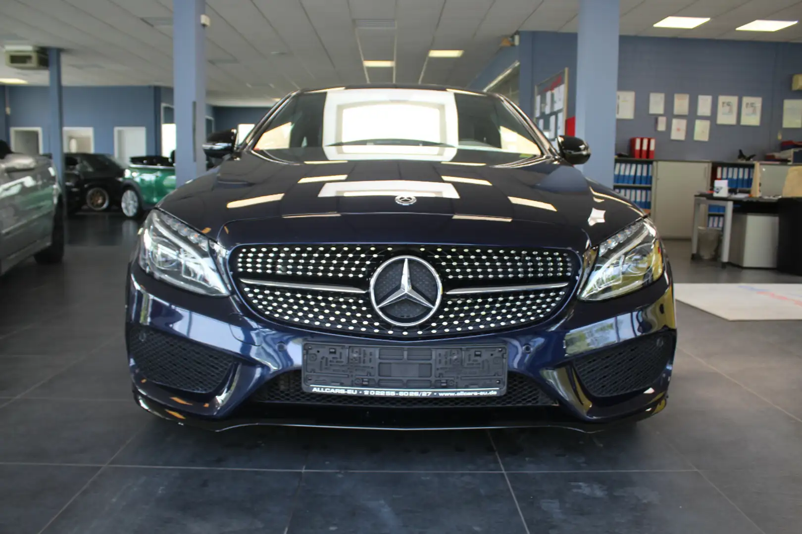 Mercedes-Benz C 250 Coupe 9G-TRONIC AMG Line Blauw - 2