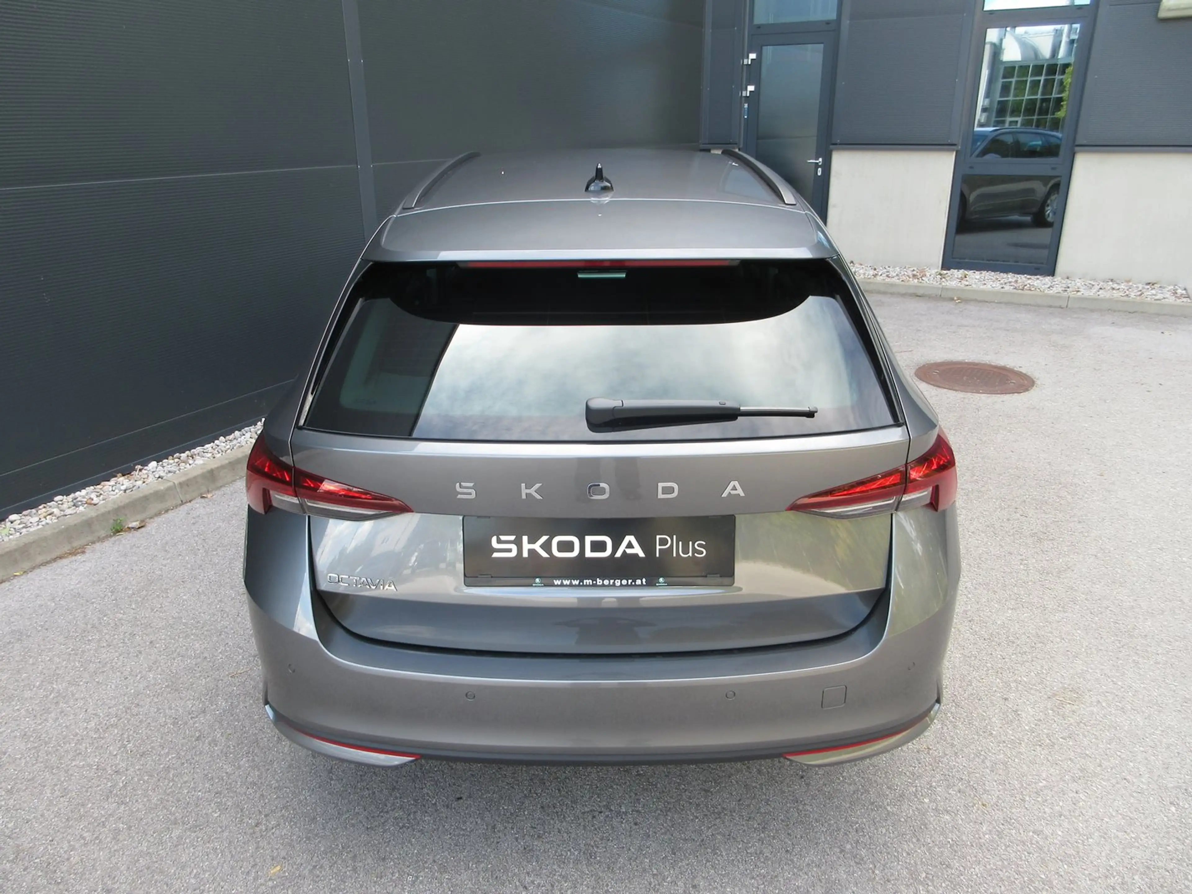 Skoda Octavia Essence TSI — photo 10