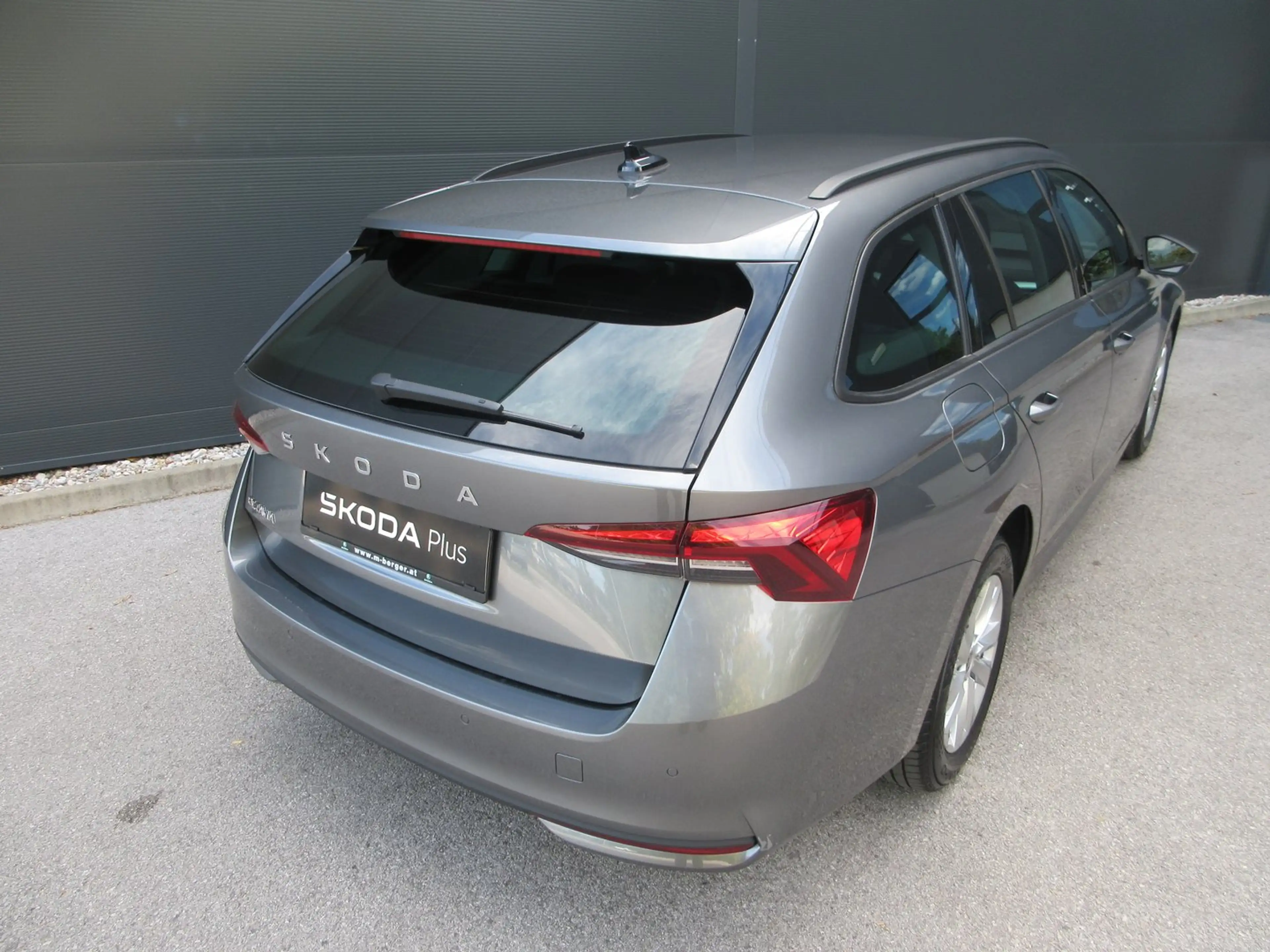 Skoda Octavia Essence TSI — photo 6
