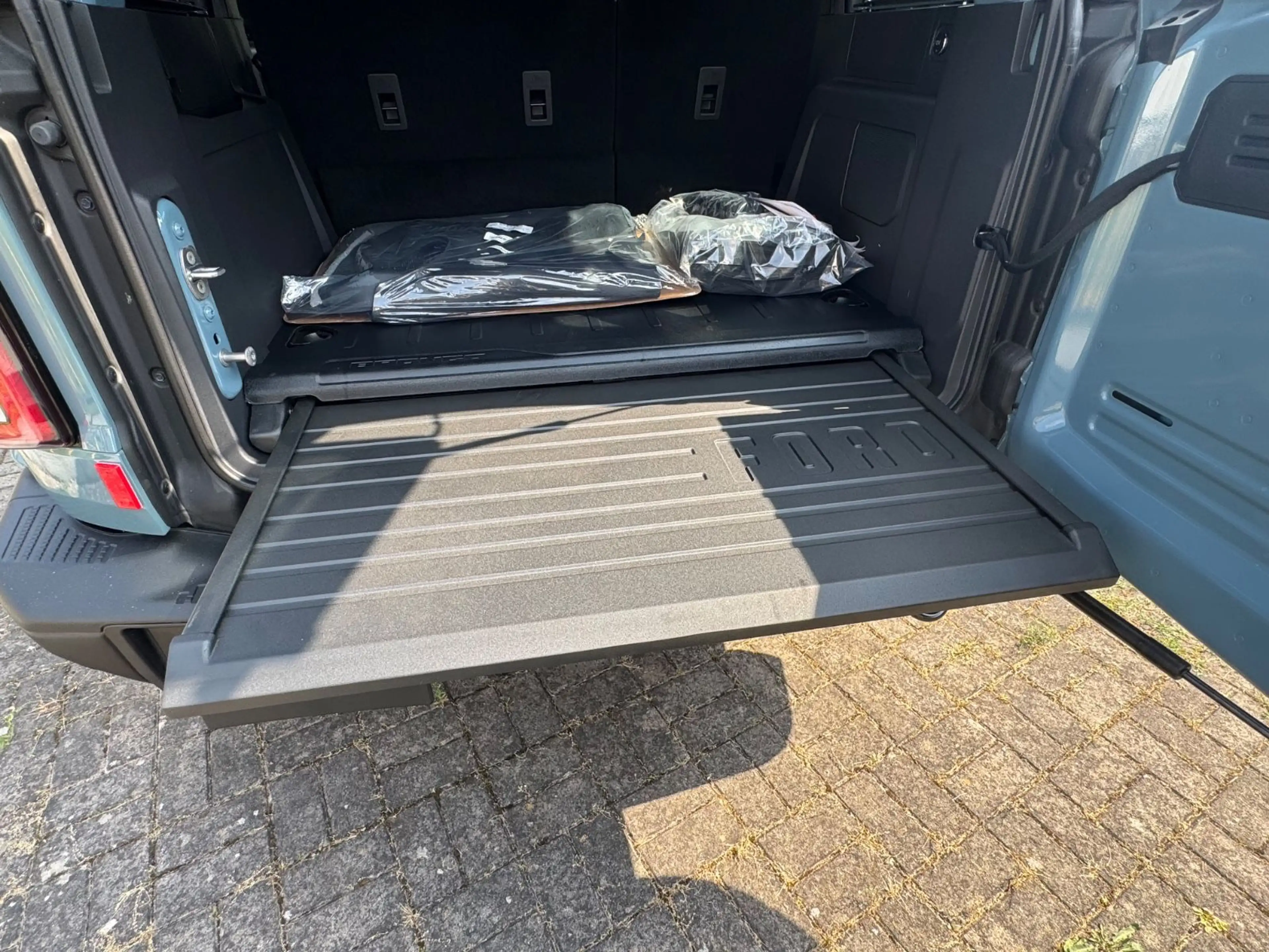 Ford Bronco Outer Banks 4x4 — photo 12