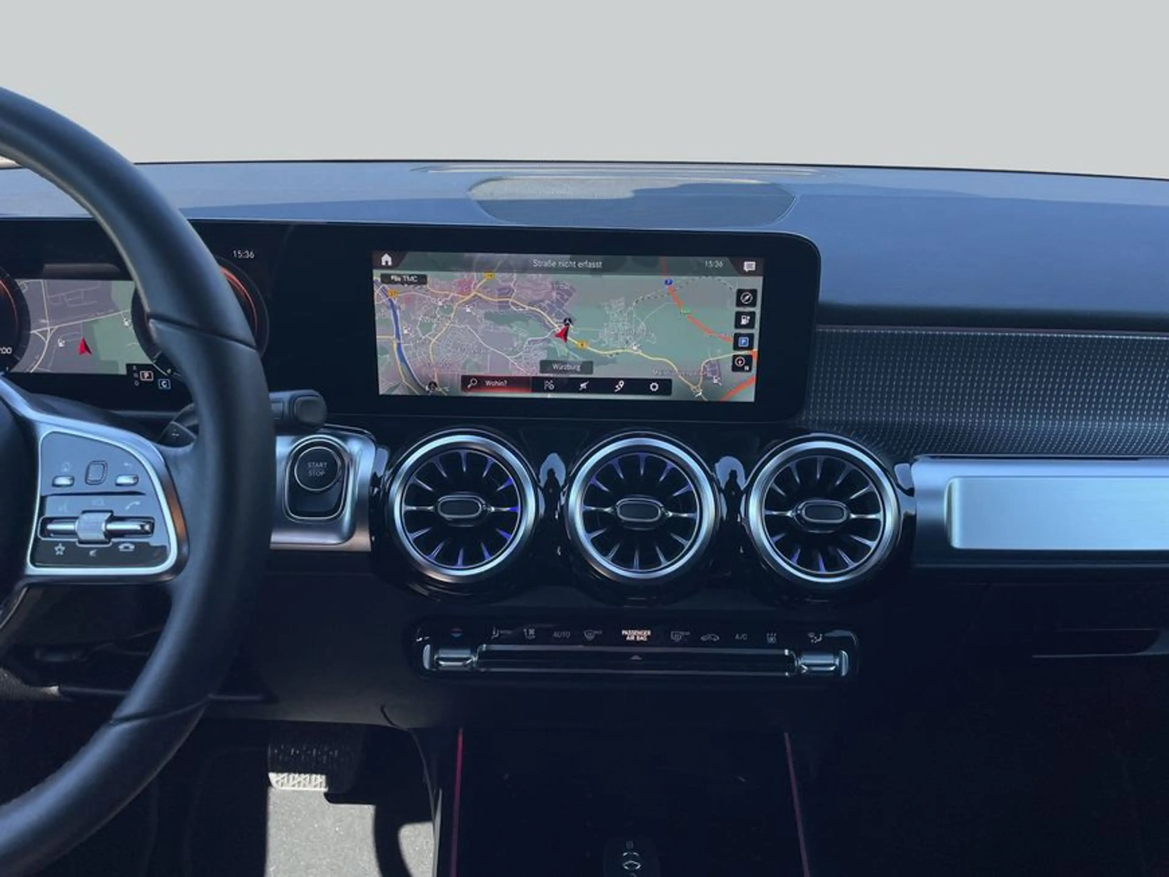 Mercedes-Benz EQB 250 EQB — photo 14