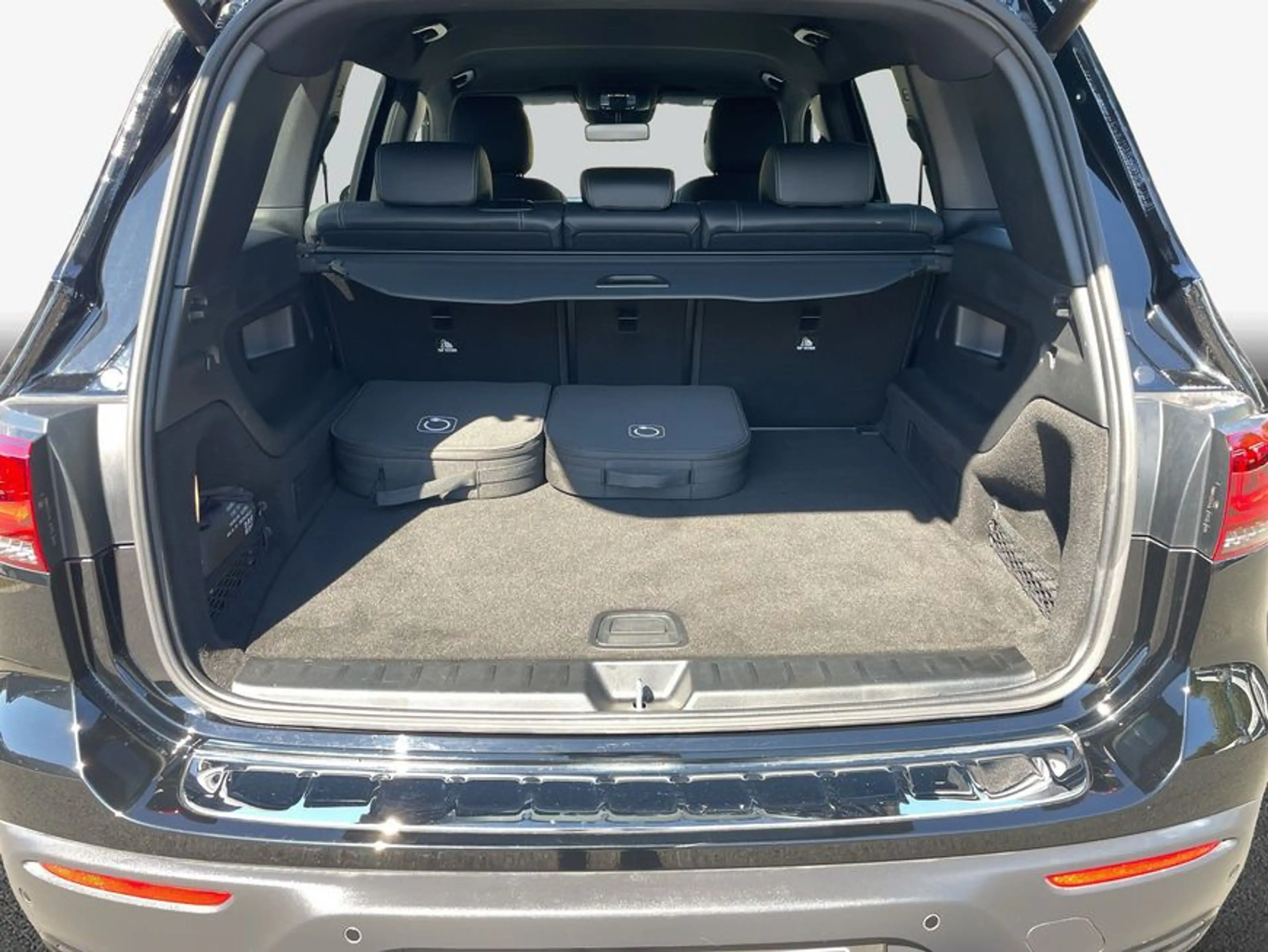 Mercedes-Benz EQB 250 EQB — photo 8