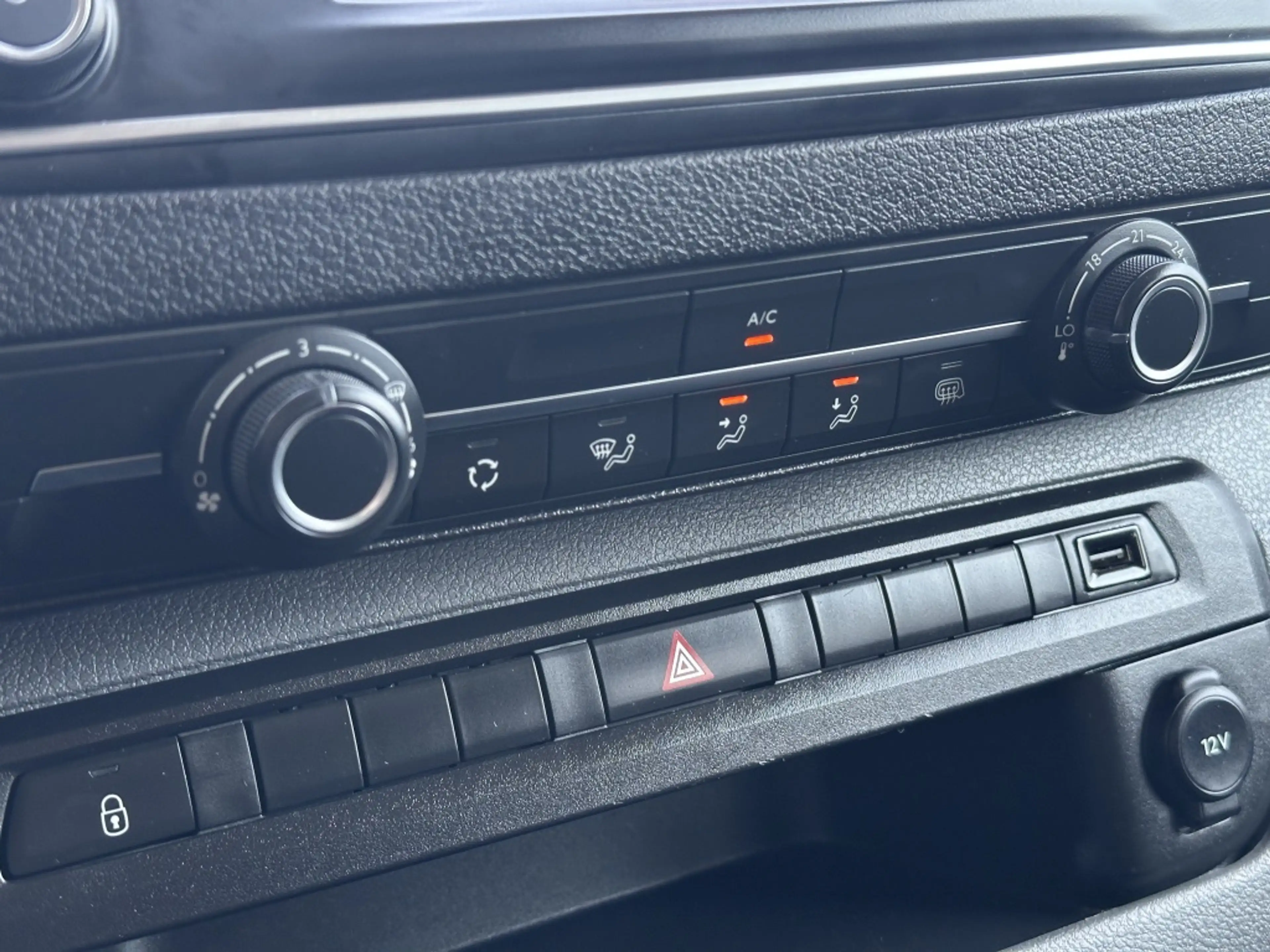 Fiat Scudo 2.0 MultiJet L3H1 Dubbele Cabine Business Pro — photo 27
