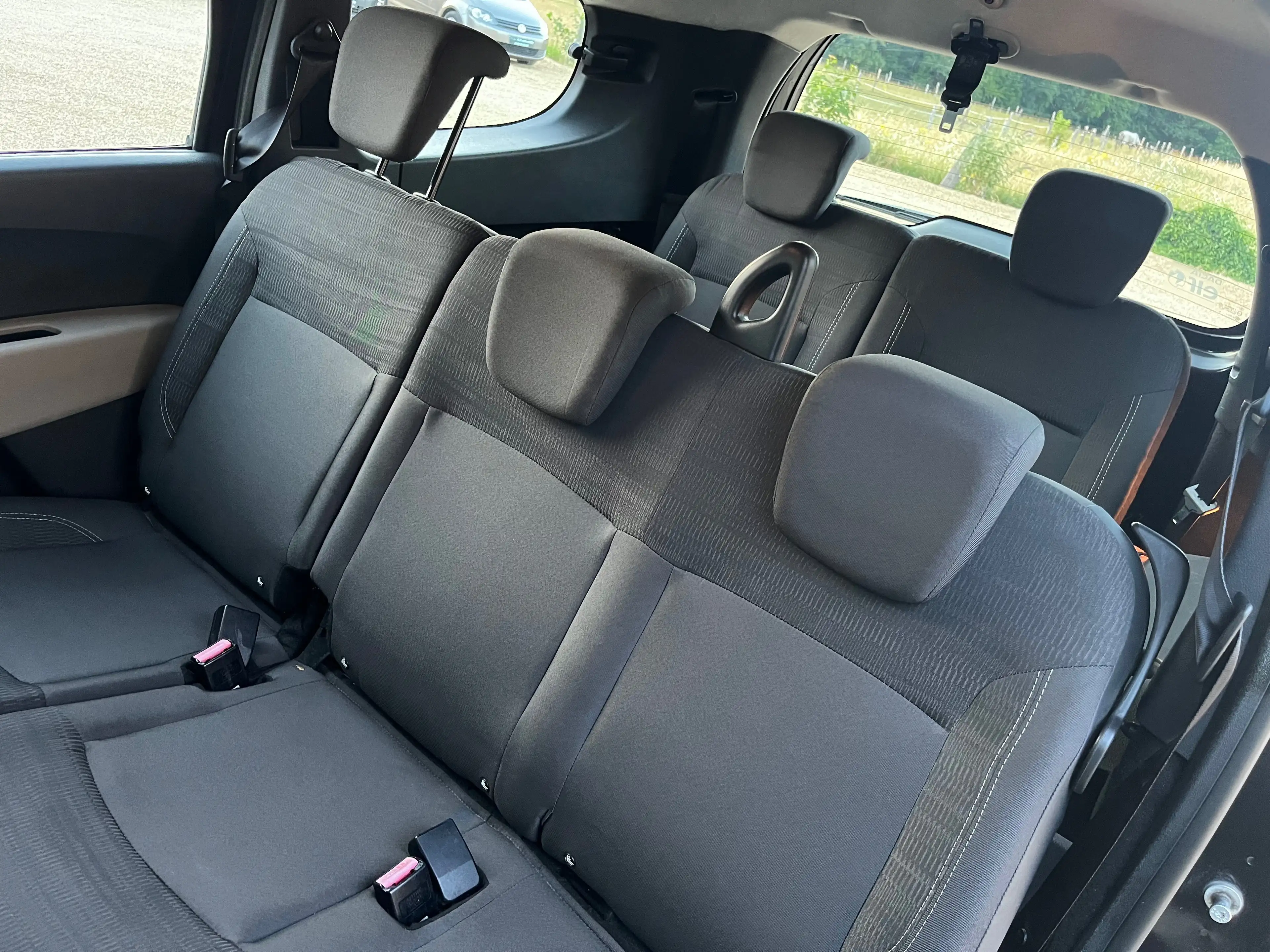 Dacia Lodgy Lodgy 1.2 TCe 7pl *1er propriétaire* — photo 9