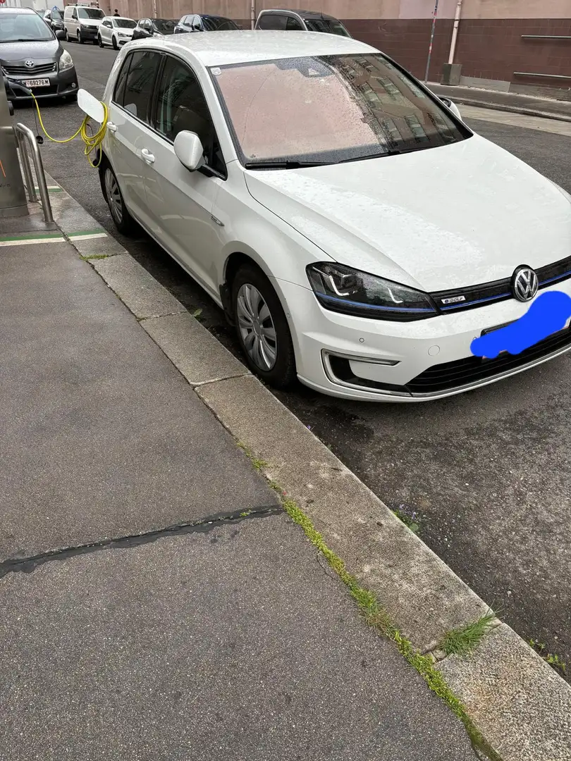 Volkswagen e-Golf 24,2kWh Volleder/ Navi/ Led Lichter Weiß - 1